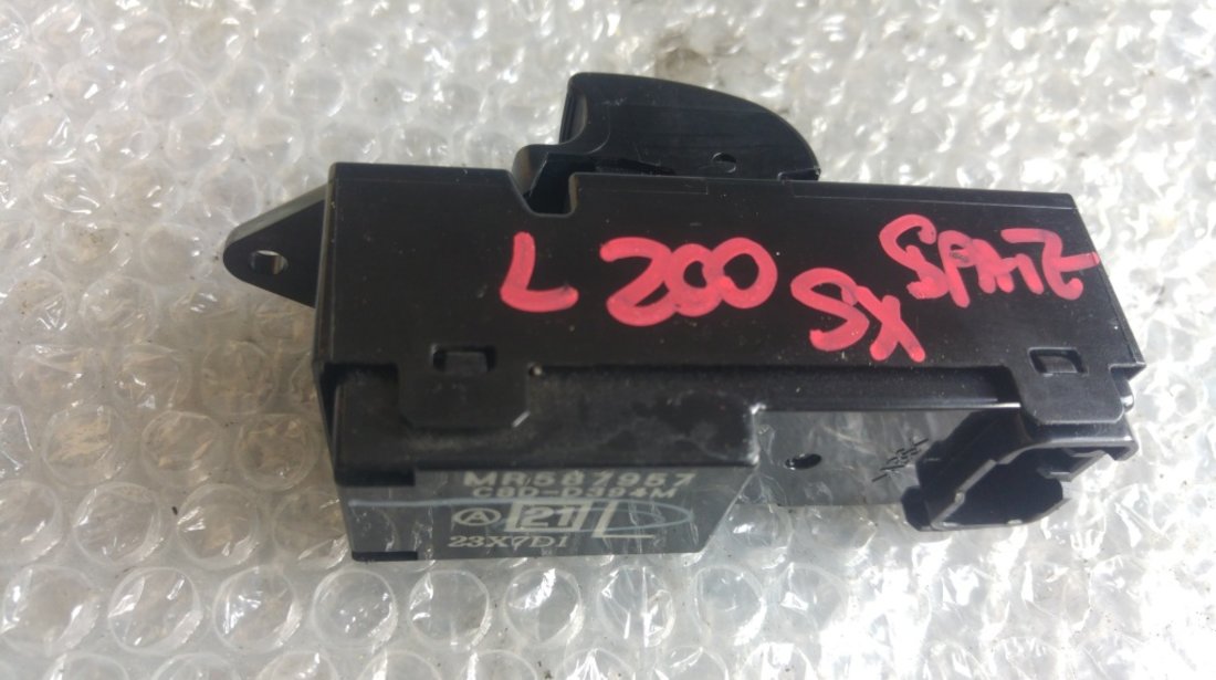 Buton geam electric usa stanga spate mitsubishi l200 mr587957