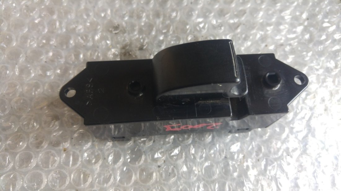 Buton geam electric usa stanga spate mitsubishi l200 mr587957