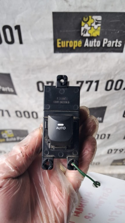 Buton geam Hyundai I30 an fabricatie 2016 cod 49D510-1110