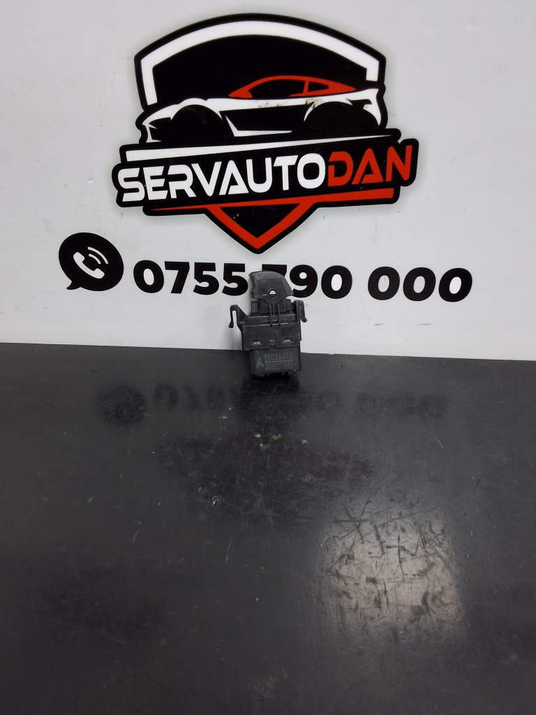 Buton geam Mitsubishi Outlander 3 (2012->) 2.4 Benzina 2018, 8608A415