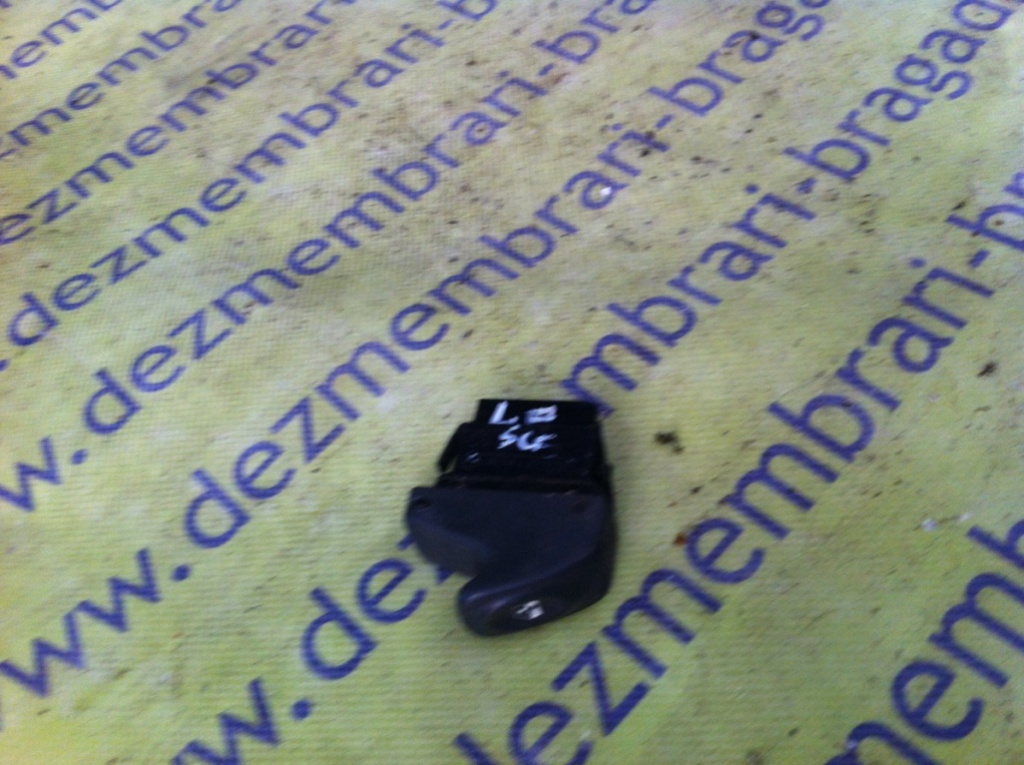 Buton geam pasager dreapta Renault Scenic [facelift] [1999 - 2003] RX4 minivan 5-usi 2.0 16v MT 4WD (139 hp) I (JA0/1_) RX4