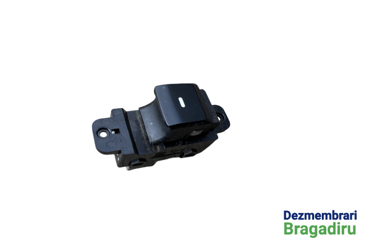 Buton geam pasager fata dreapta Cod: 299140231 299140231 Hyundai i20 2 (GB) [2014 - 2020] Hatchback - 5 usi 1.2 MT (84 hp) Cod motor: G4LA-6