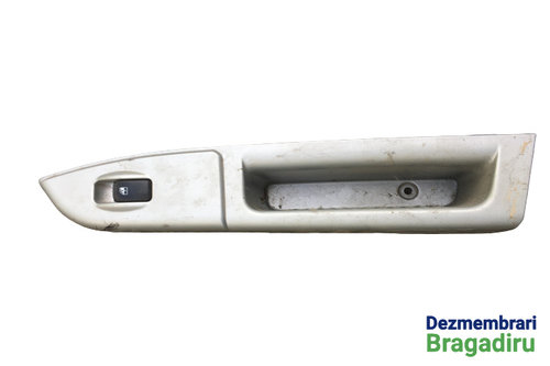 Buton geam pasager fata dreapta Cod: 93580-1C000 Hyundai Getz [2002 - 2005] Hatchback 5-usi 1.1 MT (...