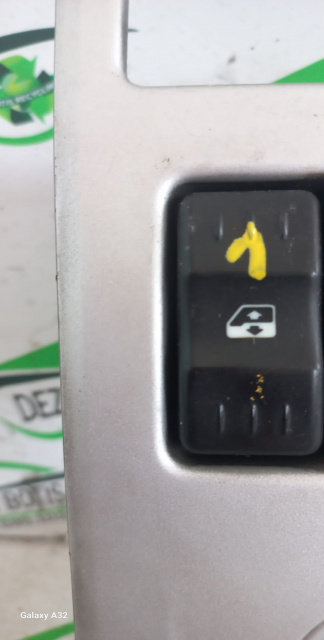 Buton geam pasager fata stanga Dacia Logan [2004 - 2008] Sedan 1.5 dci MT (65hp)