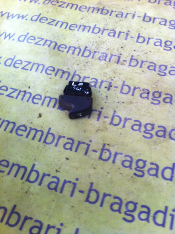 Buton geam pasager stanga Renault Scenic [facelift] [1999 - 2003] RX4 minivan 5-usi 2.0 16v MT 4WD (139 hp) I (JA0/1_) RX4