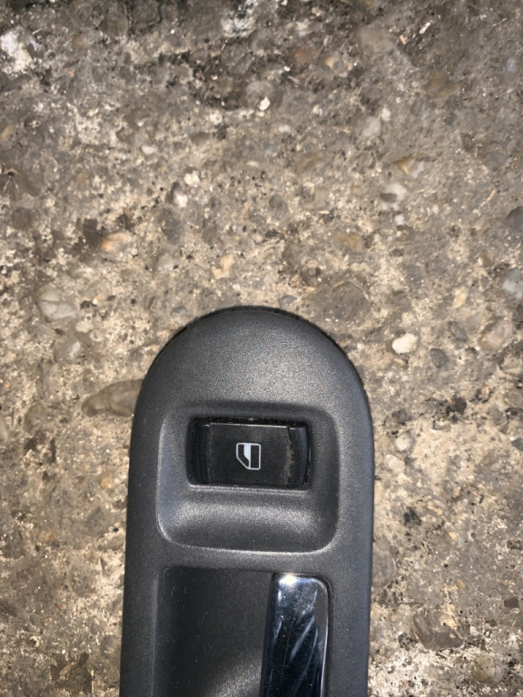 Buton geam pasager Volkswagen Bora [1998 - 2005] Sedan 1.9 TDI MT (150 hp) (1J2)