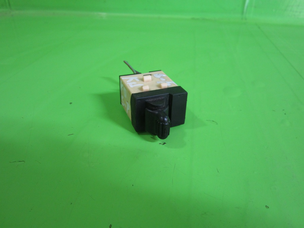 BUTON GEAM STANGA - FATA JEEP CHEROKEE KJ LIBERTY 4x4 FAB. 2001 - 2008 ⭐⭐⭐⭐⭐