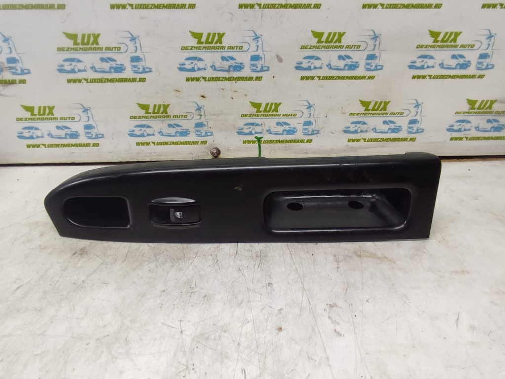 Buton geam stanga spate 0k2fa66370 Kia Carens (RS) [facelift] [2002 - 2006] 2.0 crdi D4EA