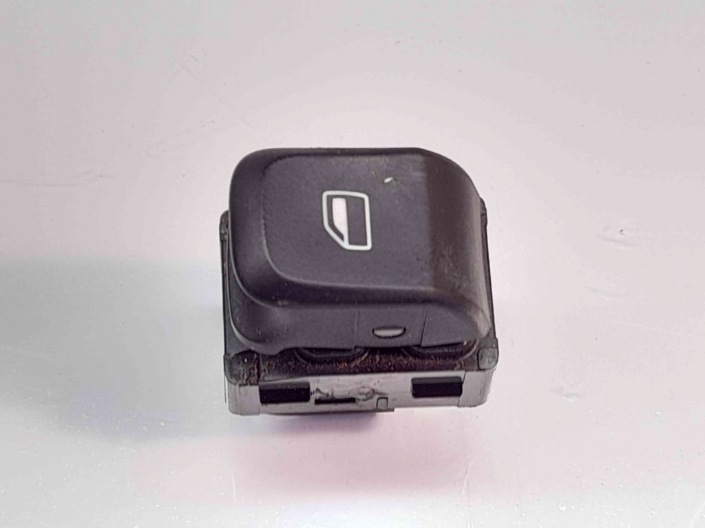 Buton geam stanga spate Audi A3 Sportback (8VS, 8VM) [Fabr 2013-prezent] 8V0959855