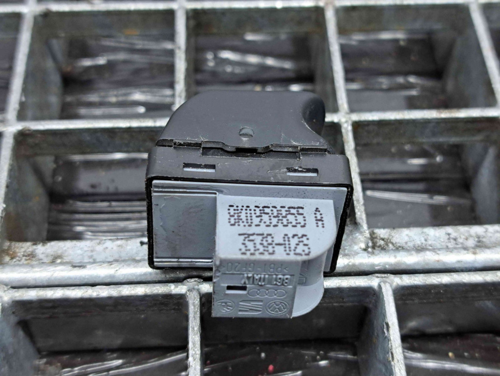 Buton geam stanga spate Audi A4 (8K5, B8) Avant [Fabr 2008-2015] 8K0959855A