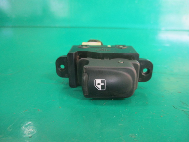 BUTON GEAM STANGA SPATE COD 202005491 HYUNDAI ACCENT 3 FAB. 2005 - 2010 ⭐⭐⭐⭐⭐