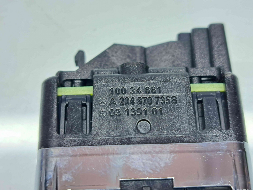 Buton geam stanga spate Mercedes Clasa C (W204) [Fabr 2007-2014] A2048707358