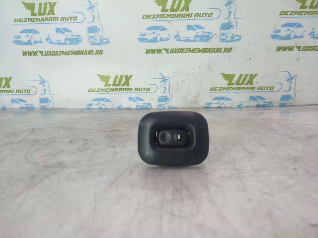 Buton geam stanga spate Nissan Terrano R50 [1995 - 2004]
