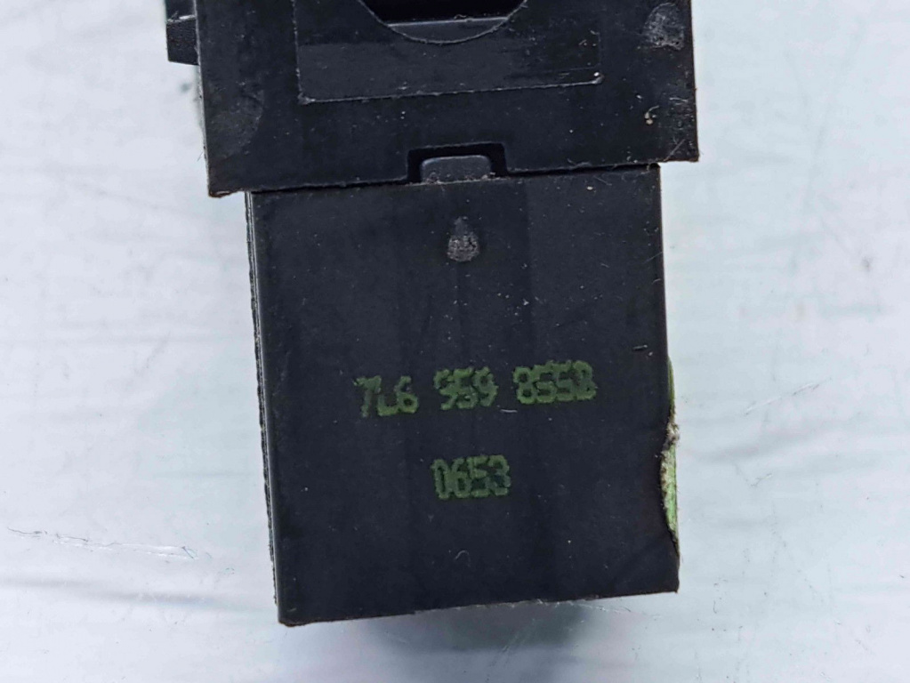 Buton geam stanga spate Volkswagen Jetta 4 (6Z) [Fabr 2011-2017] 7L6959855B