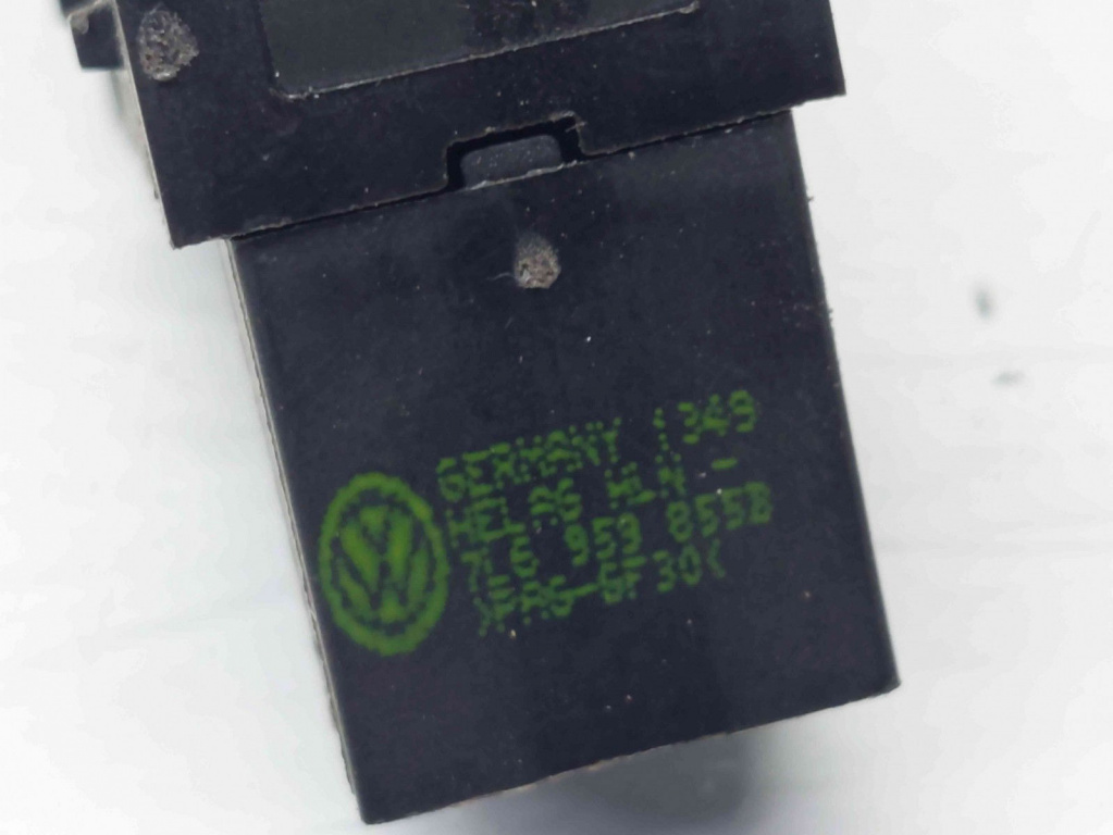 Buton geam stanga spate Volkswagen Passat B6 Variant (3C5) [Fabr 2005-2010] 7L6959855B
