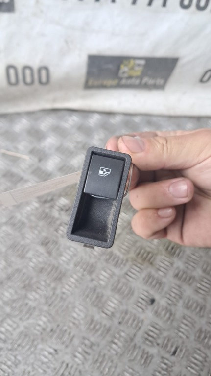 Buton geam usa dreapta fata Opel ASTRA H , an 2007
