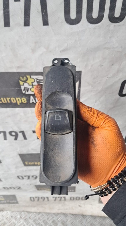 Buton geam usa dreapta fata Vw Crafter 2.5 TDI cod motor BJK ,an 2009 cod A9065450913