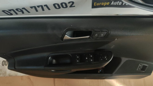 Buton geam usa dreapta fata Vw Passat B6 2.0 TDI cod motor CBB ,transmisie automata , an 2010 combi