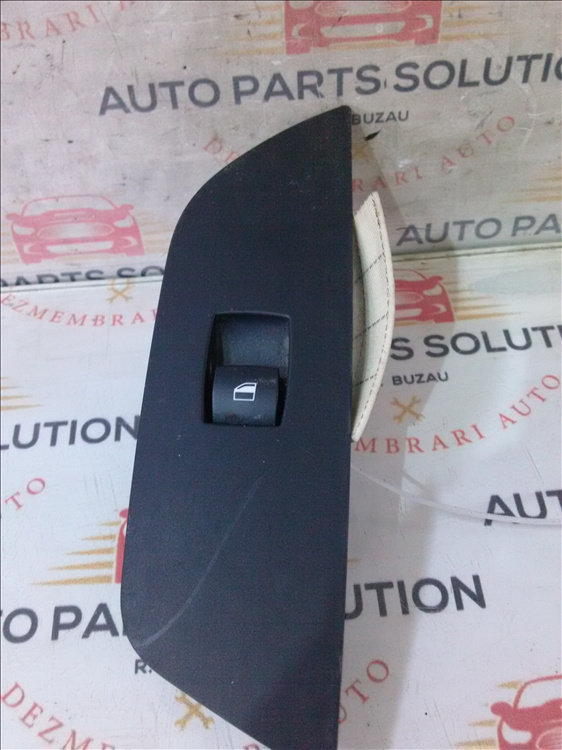 Buton geam usa dreapta spate BMW X 1an fabr. 2014
