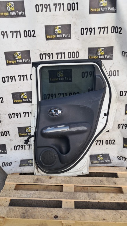 Buton geam usa dreapta spate Nissan Juke an 2011