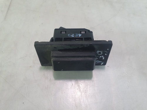 Buton haion Mazda 3 BM [2013 - 2016] 2.0 benzina