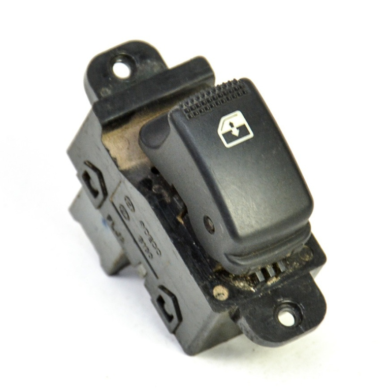 Buton Hyundai I20 (PB) 2008 - 2014 202005491