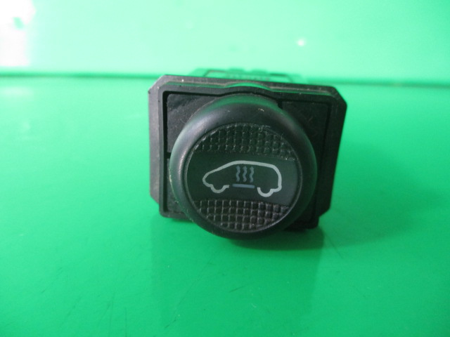 BUTON INCALZIRE COD 7M0959561A VW SHARAN FAB. 1996 - 2000 ⭐⭐⭐⭐⭐
