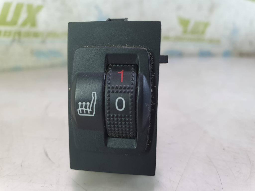 Buton incalzire scaun 98019840zd Peugeot 508 [2010 - 2014] 2.0 hdi RH02 HYBRID