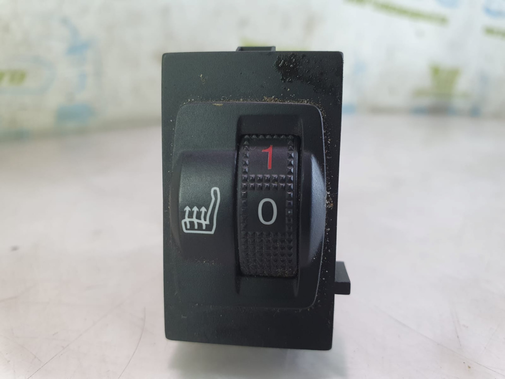 Buton incalzire scaun 98019841zd Peugeot 508 [2010 - 2014] 2.0 hdi RH02 HYBRID