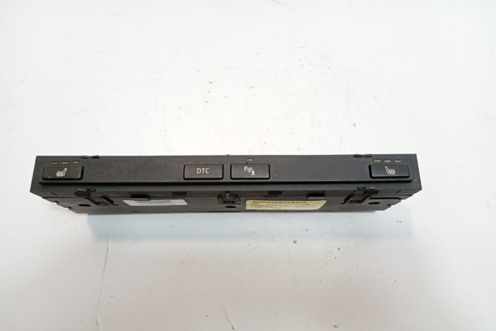 Buton incalzire scaune 6952479 BMW Seria 5 E60/E61 [2003 - 2007]
