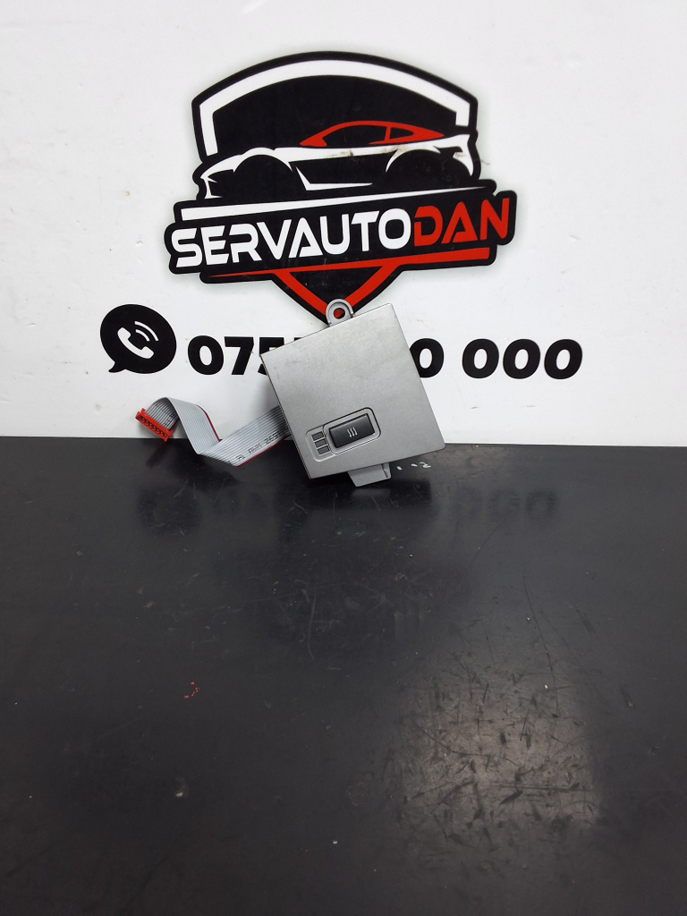 Buton incalzire scaune BMW Seria 7 (2001-2008) [E65, E66] 3.0 Motorina 2004, 6918391
