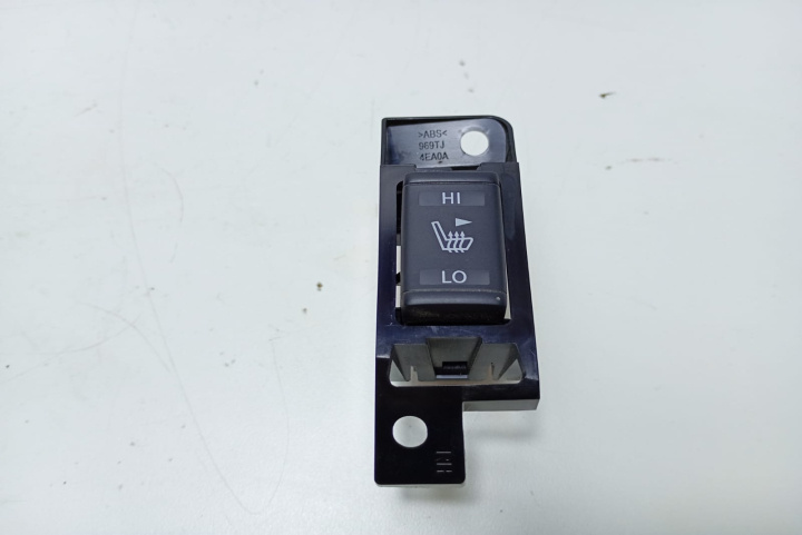 Buton incalzire scaune Nissan Qashqai 2 J11 [2013 - 2020]