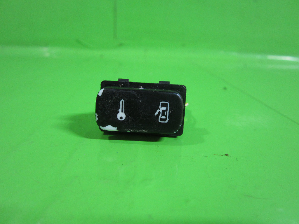 BUTON INCHIDERE / BLOCARE - DEBLOCARE USI SKODA OCTAVIA II FAB. 2004 - 2013 ⭐⭐⭐⭐⭐