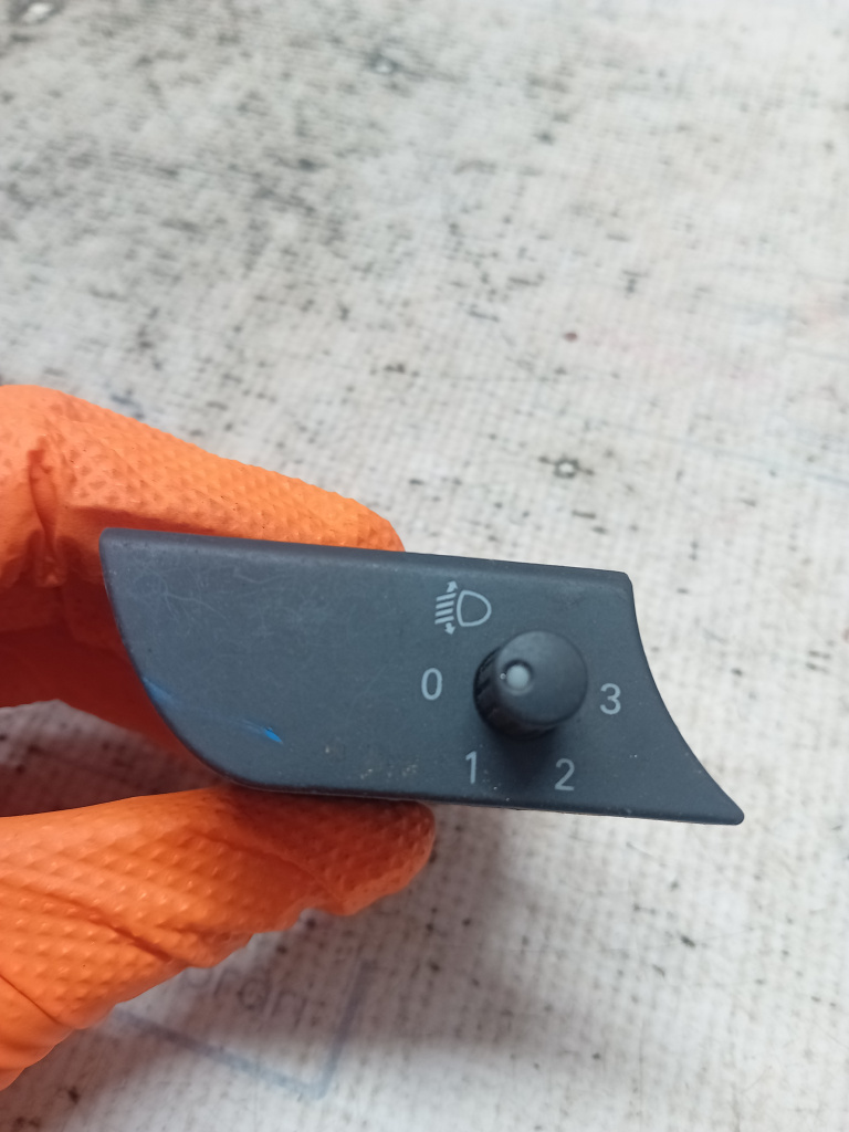 Buton intensitate luminii Audi 2004, 8E2919094
