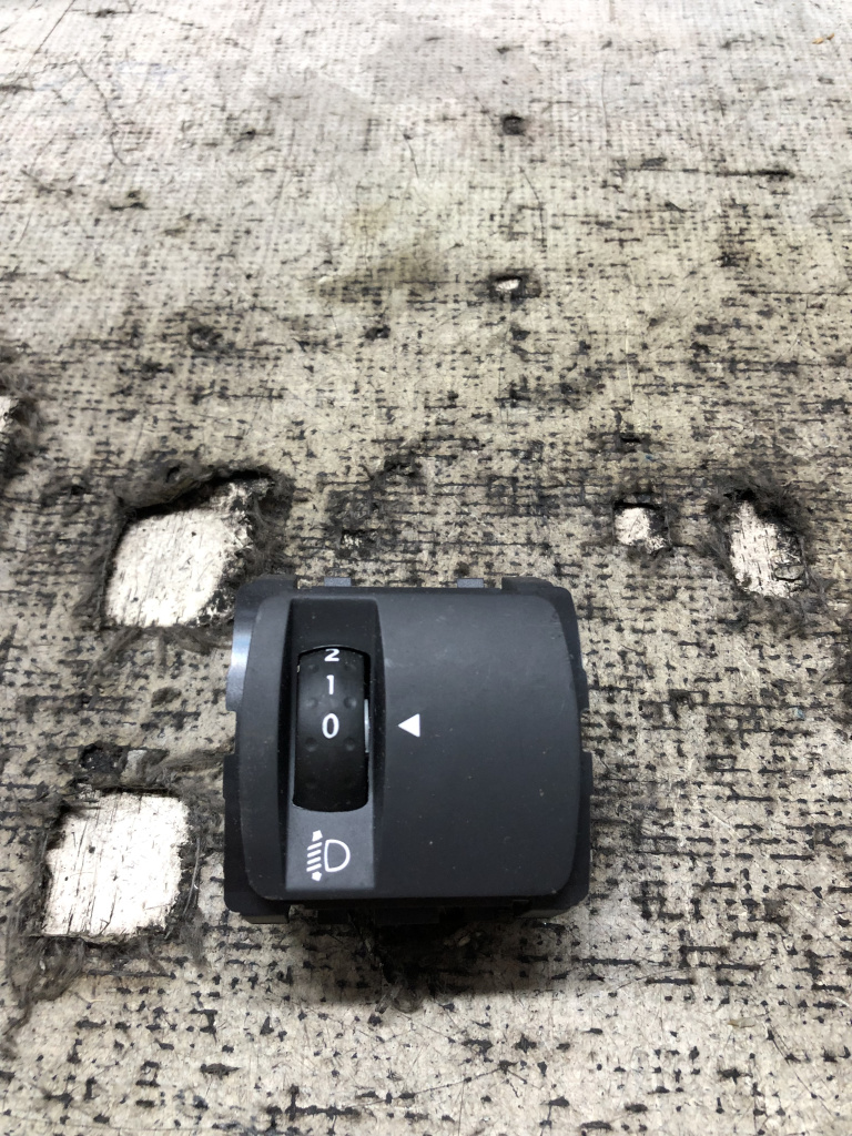 Buton intensitate luminii Dacia Duster 1.0 Benzina 2021, 251902972R