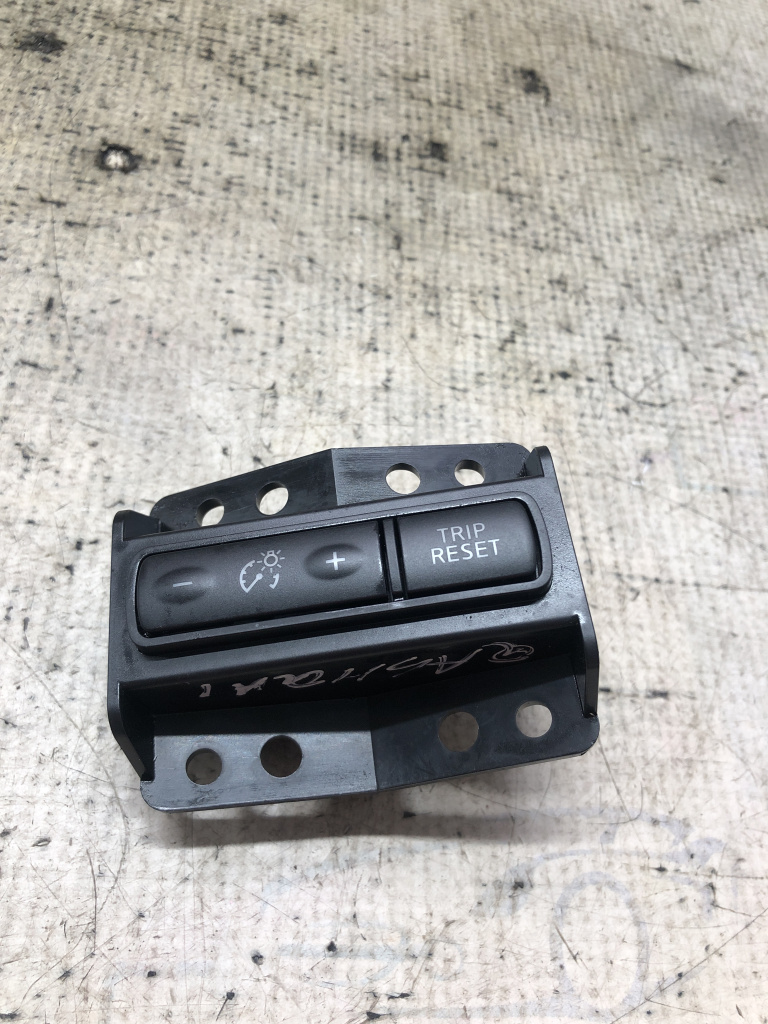 Buton intensitate luminii Nissan Qashqai 1.6 Motorina 2016