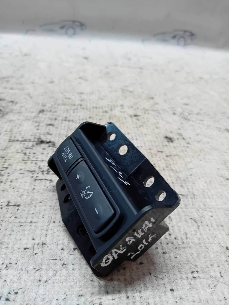 Buton intensitate luminii Nissan Qashqai 1.6 Motorina 2016