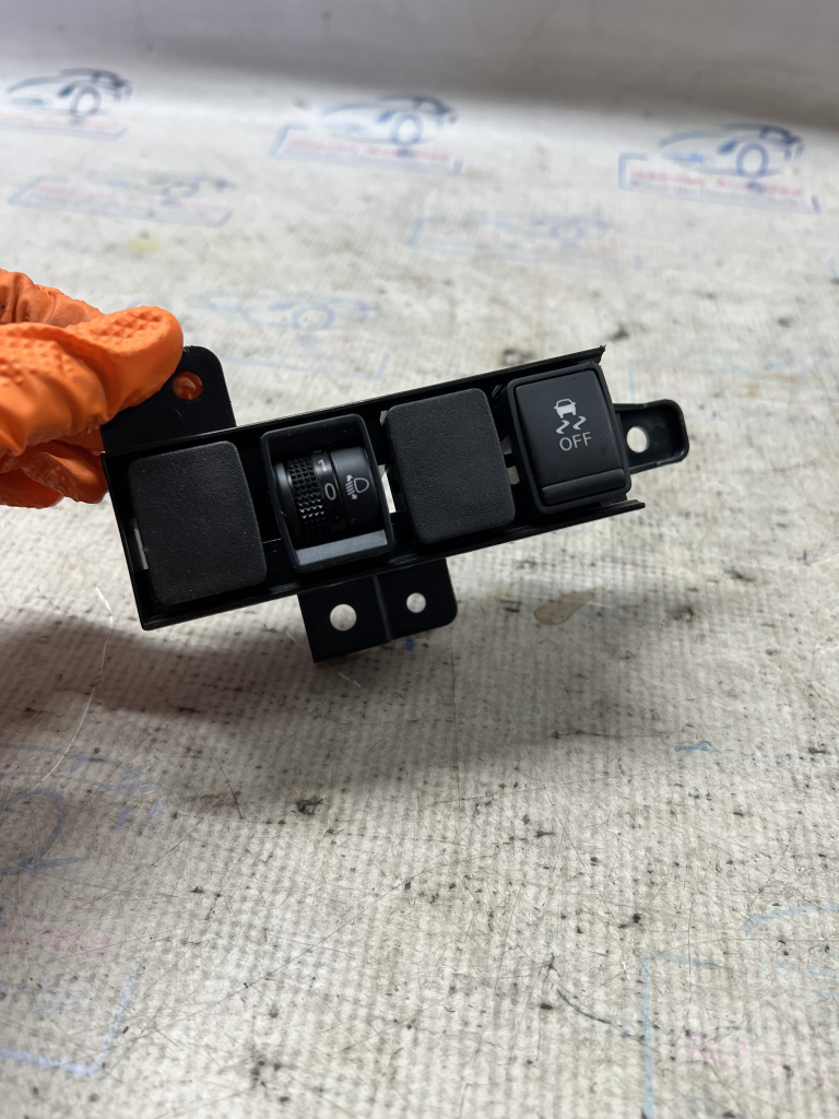 Buton intensitate luminii Nissan Qashqai 2014
