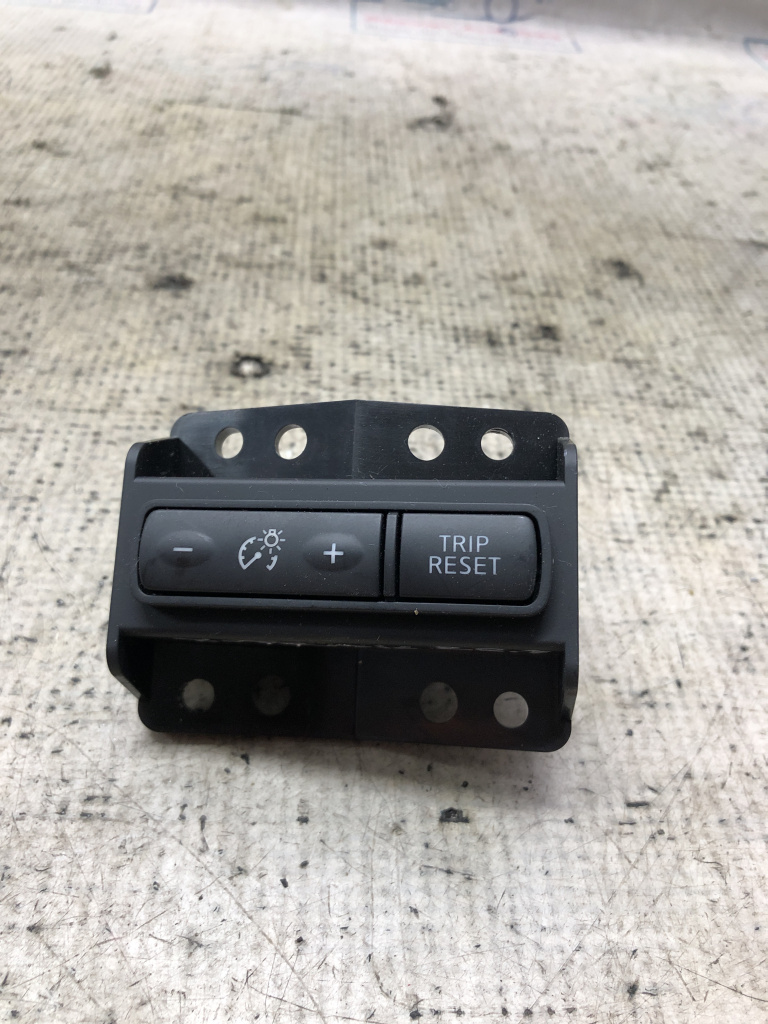 Buton intensitate luminii Nissan X-Trail 2016