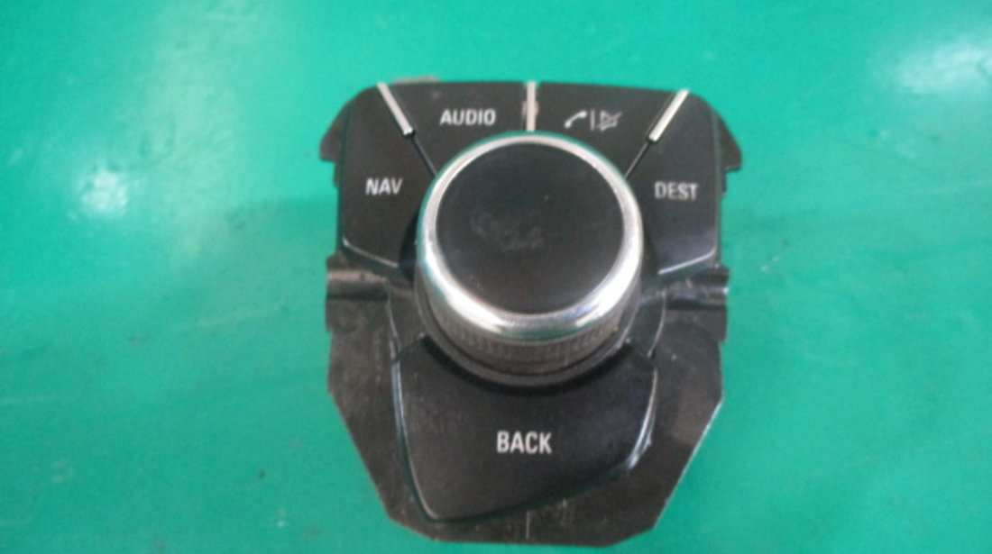 BUTON JOYSTICK COMANDA NAVIGATIE COD 13310070 OPEL INSIGNIA A FAB. 2008 – 2013 ⭐⭐⭐⭐⭐