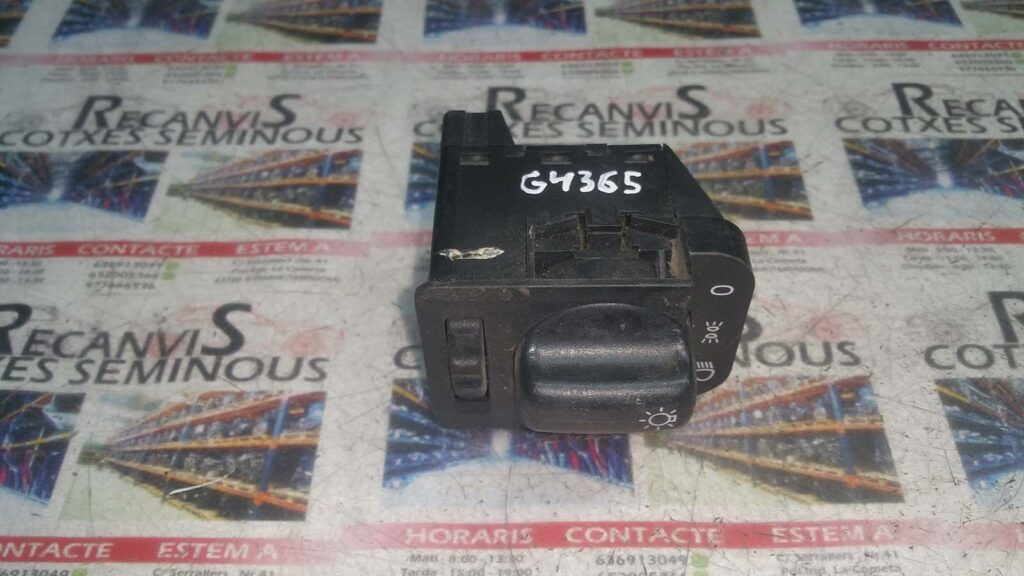 Buton lumini OPEL ASTRA 90 481 764 / 90481764 / 90 481 763 / 9048176390 481 764 / 90481764 / 90 481 763 / 90481763
