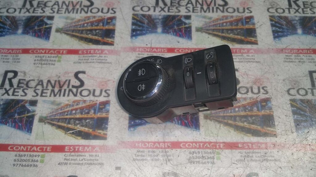 Buton lumini OPEL INSIGNIA 1326870213268702