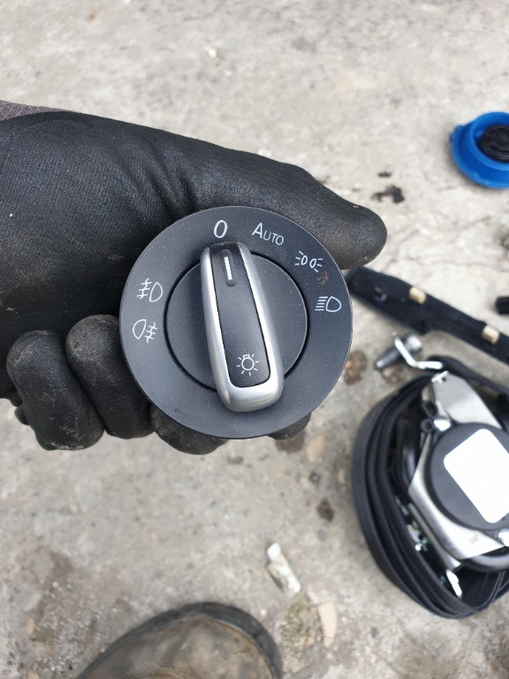 Buton Lumini Vw Golf 6