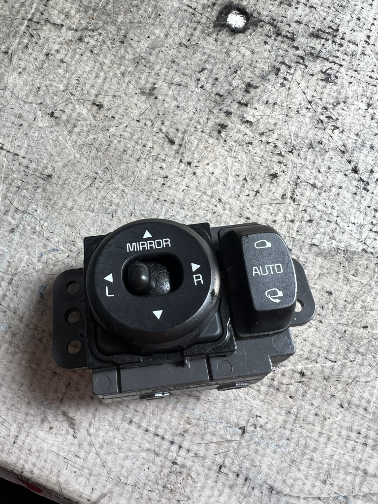 Buton oglinzi Kia Ceed 2014, 49D4861000