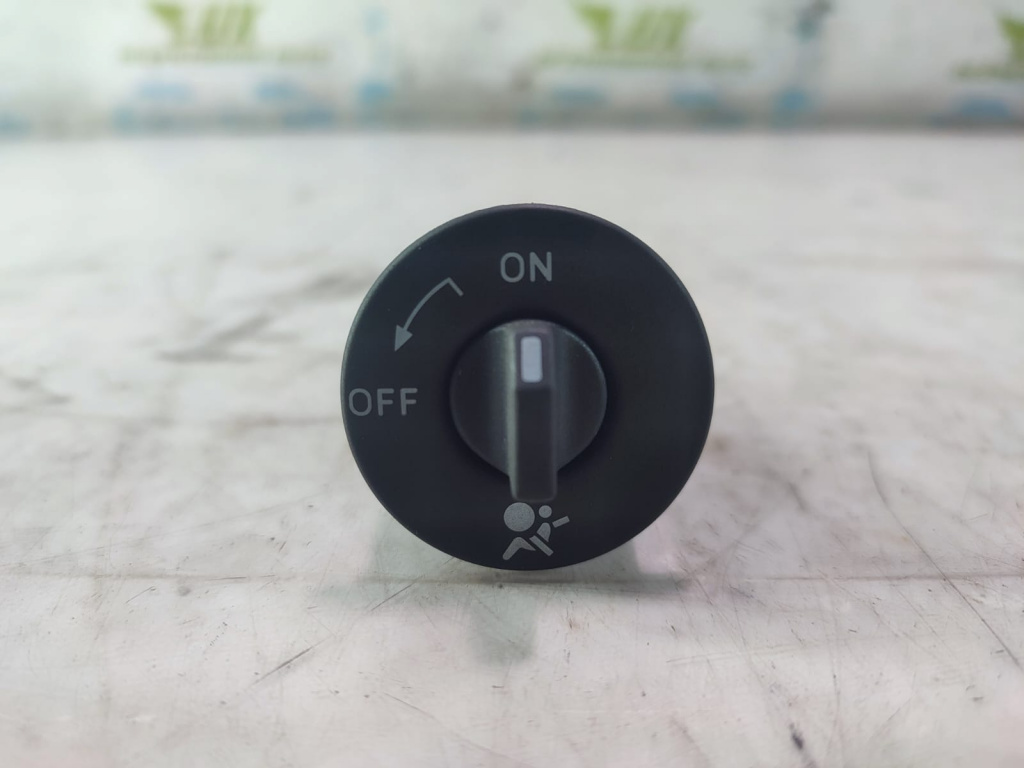 Buton on/off airbag 681995427r Dacia Duster [facelift] [2013 - 2017]