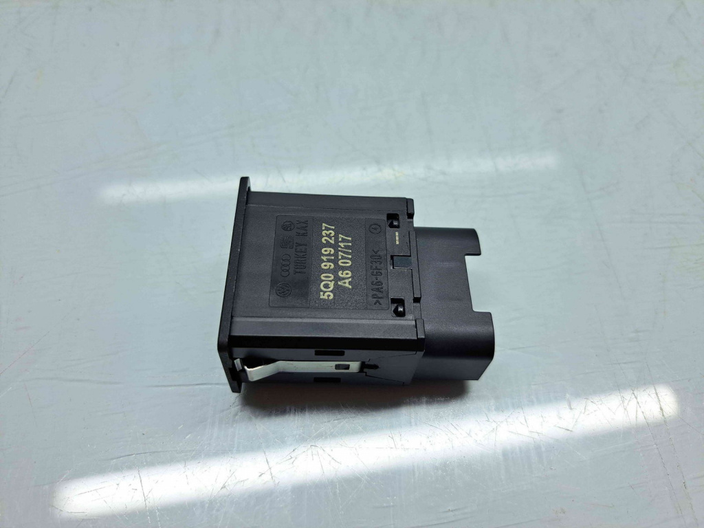 Buton ON/OFF airbag AUDI A5 Sportback (F5A, 9T) [Fabr 2016-prezent] 5Q0919237