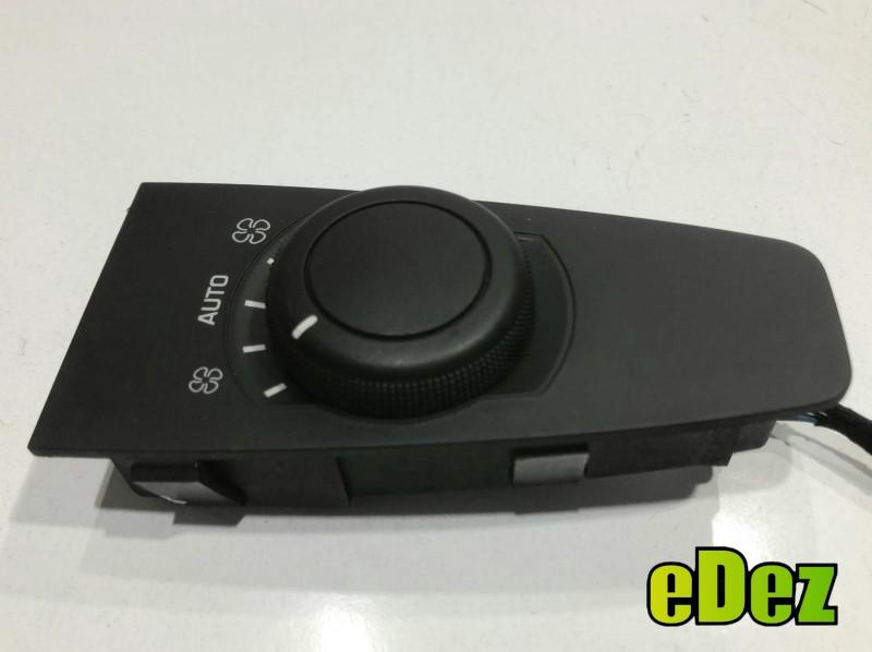 Buton / panou comanda clima Citroen C4 Grand Picasso (2006->) [UA_] 9659796877