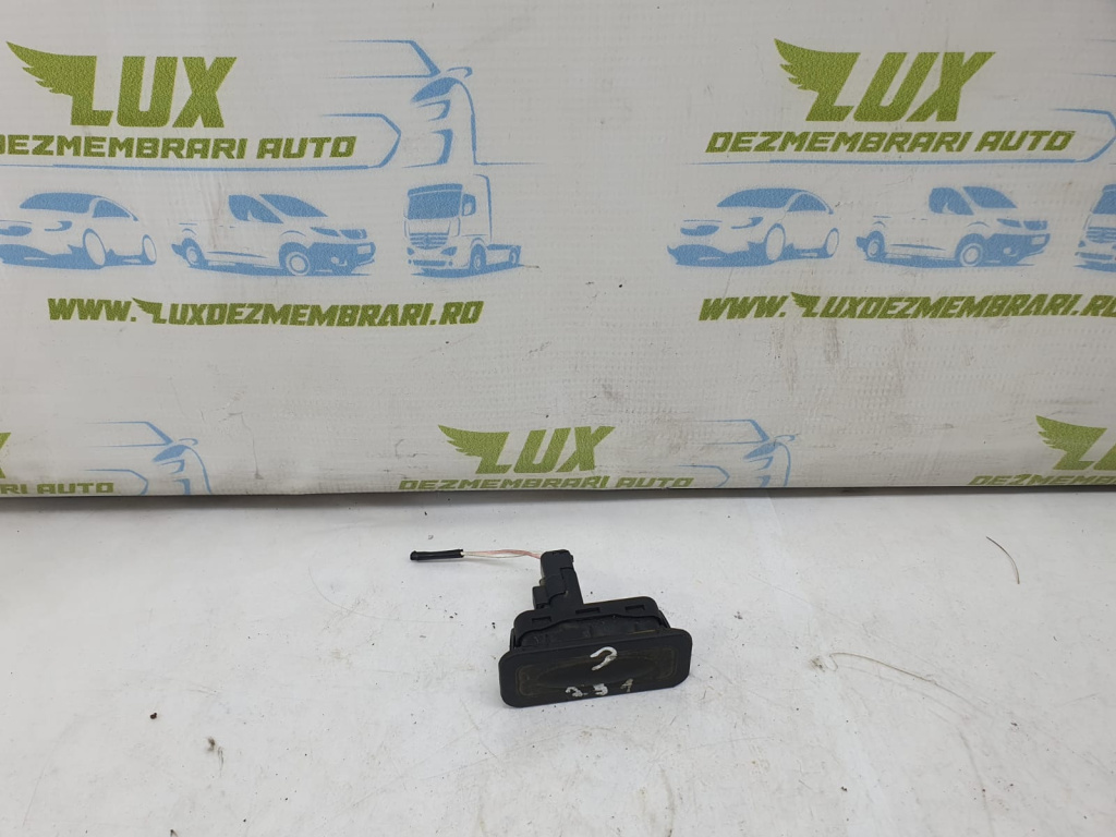 Buton portbagaj 8200076256d Renault Scenic 3 [2009 - 2012]