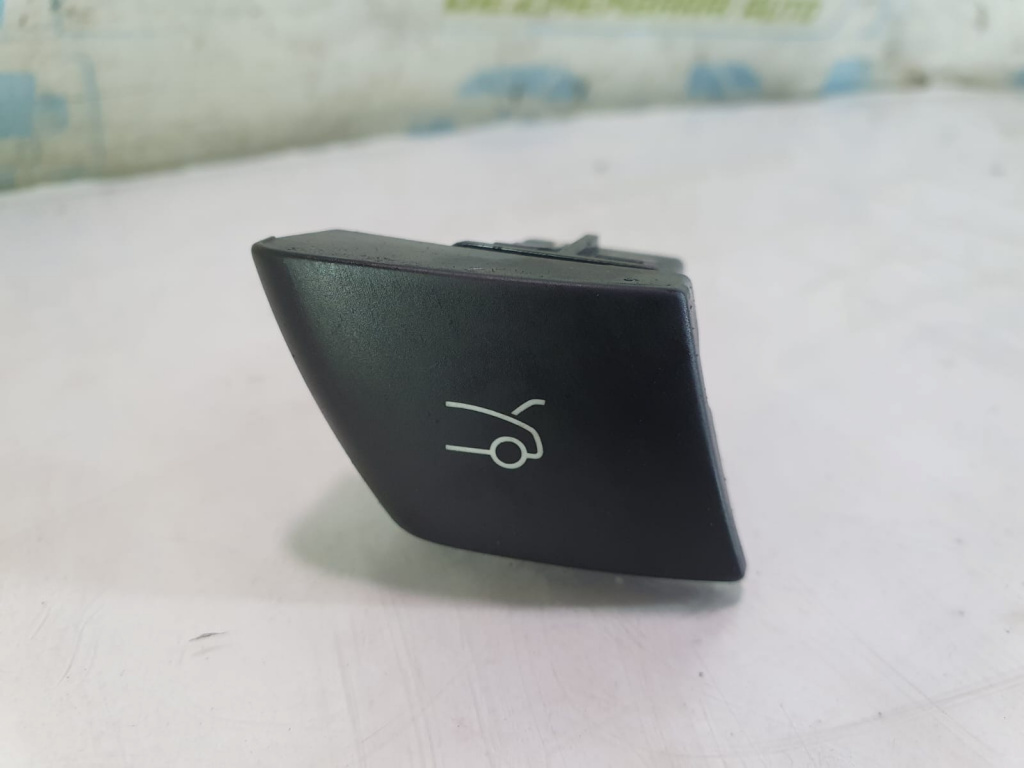 Buton portbagaj 96665447zd Citroen DS5 [2012 - 2015] 2.0 hdi