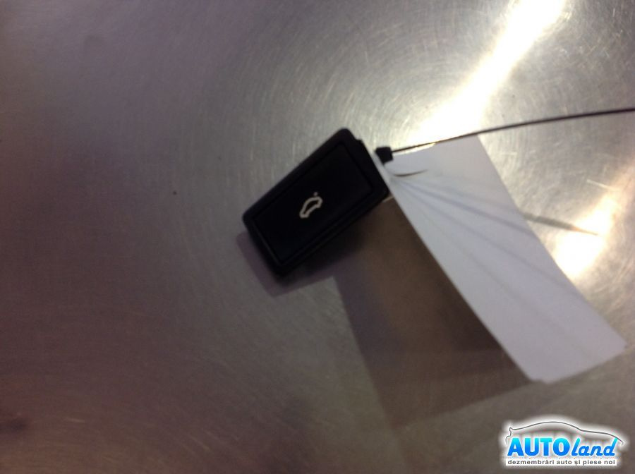 Buton Portbagaj Volkswagen PASSAT 3C2 2005